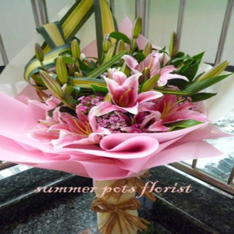 Stargazer Lily Bouquet 070