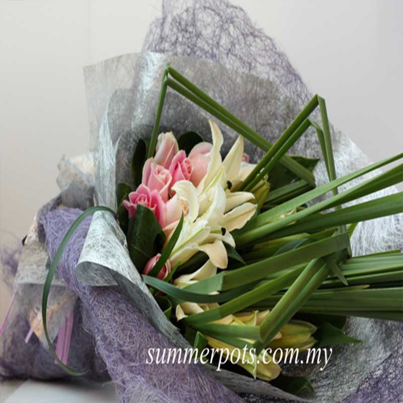 Casablanca Lily Bouquet 173