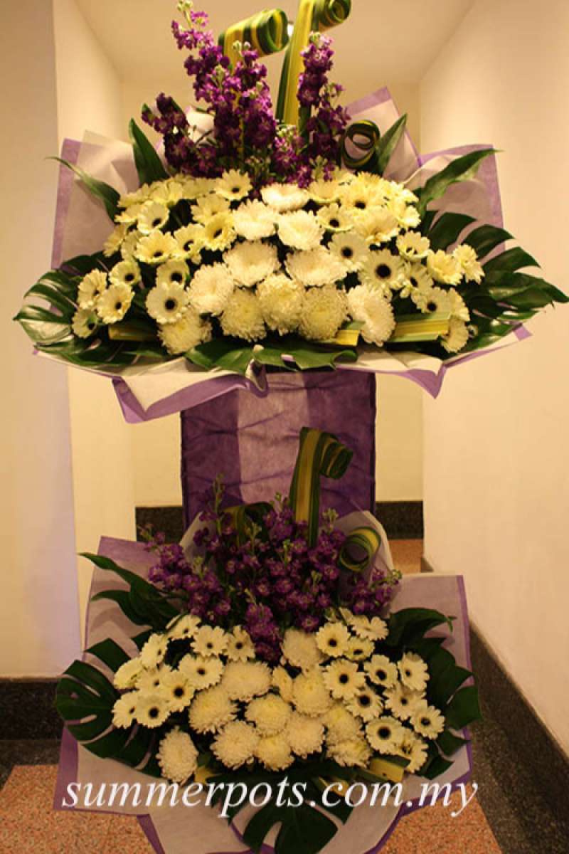 Condolence Stand 110