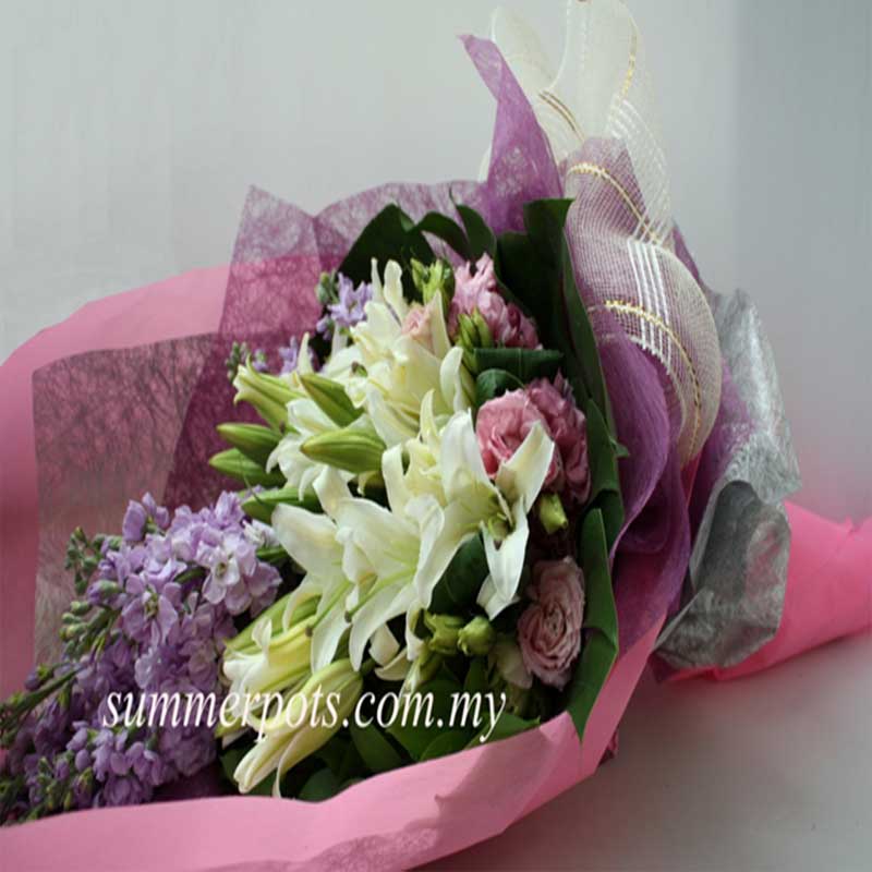 Casablanca Lily Bouquet 180