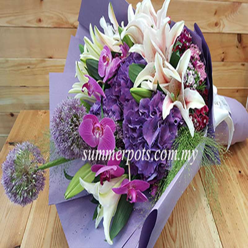 Hydrangea Bouquet 237