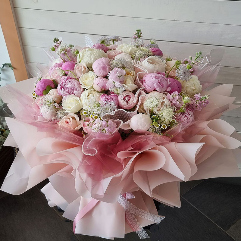  Peony Bouquet 551