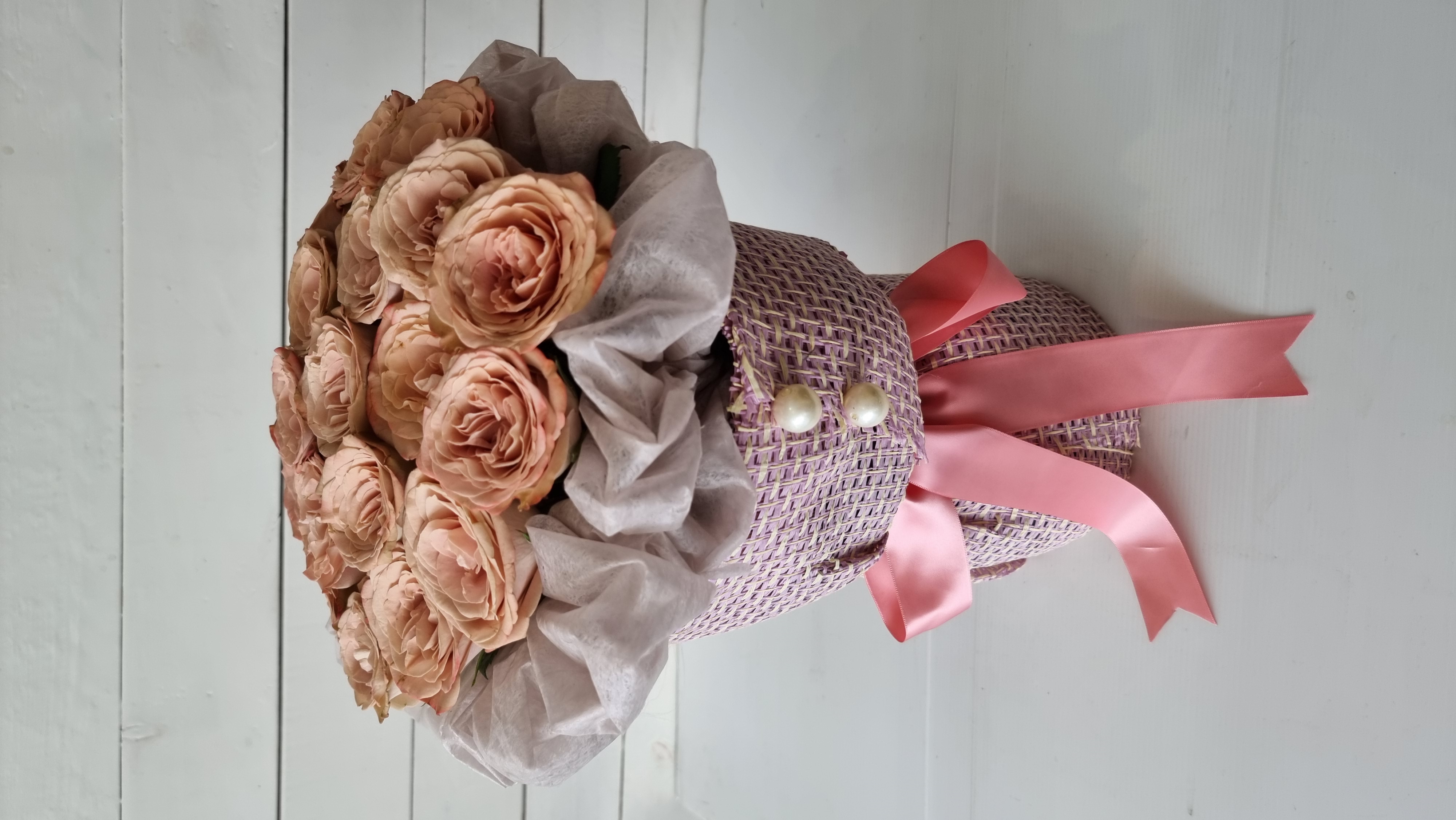 Cappuccino Rose Bouquet 556
