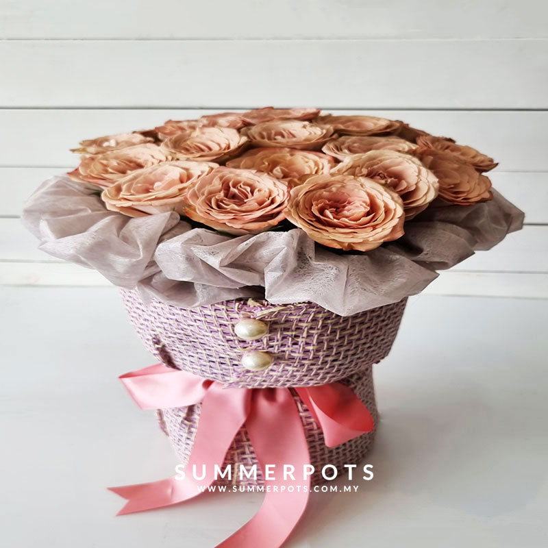 Cappuccino Rose Bouquet 556