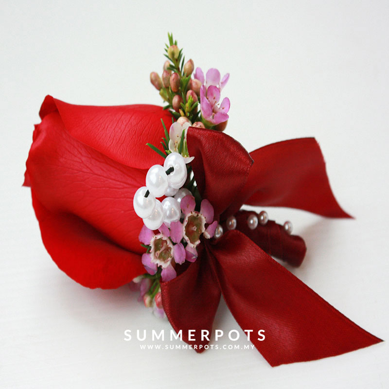 Corsage 062